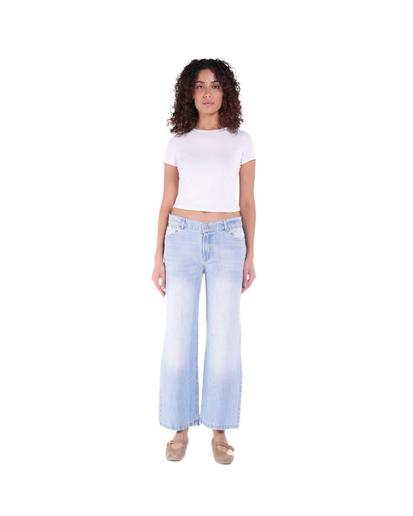 LOW-RISE WIDE-LEG LIGHT-BLUE JEANS