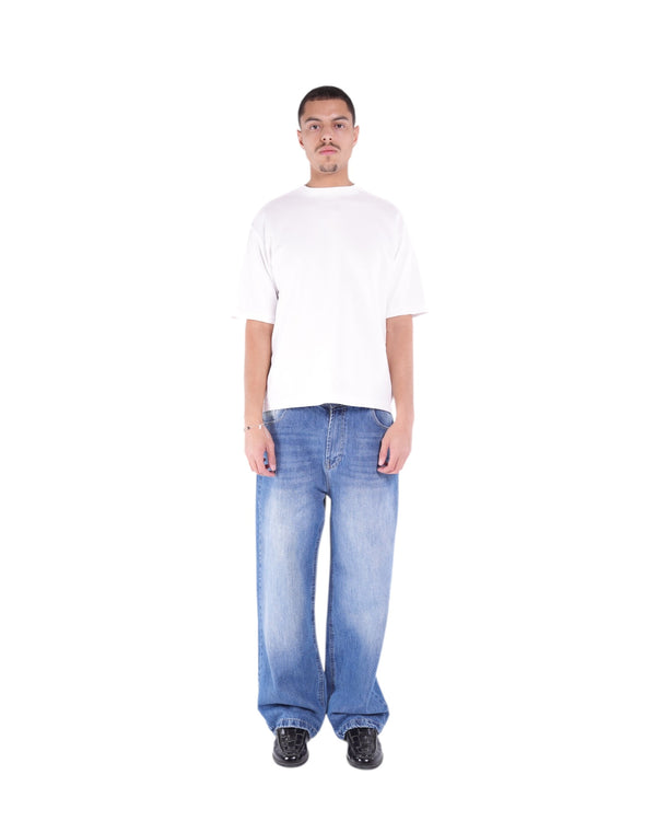 BAGGY-FIT MID-BLUE JEANS