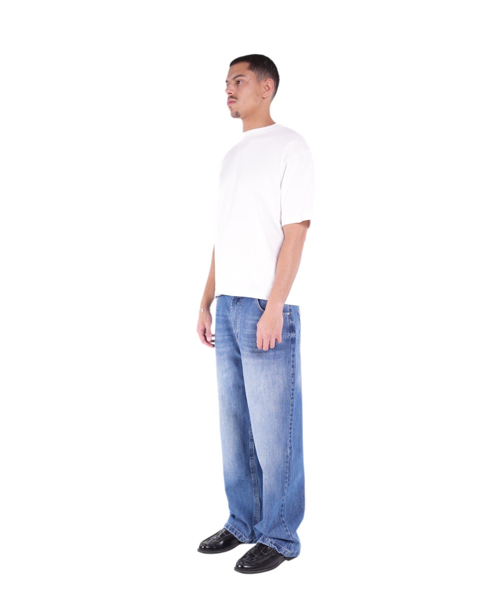 BAGGY-FIT MID-BLUE JEANS