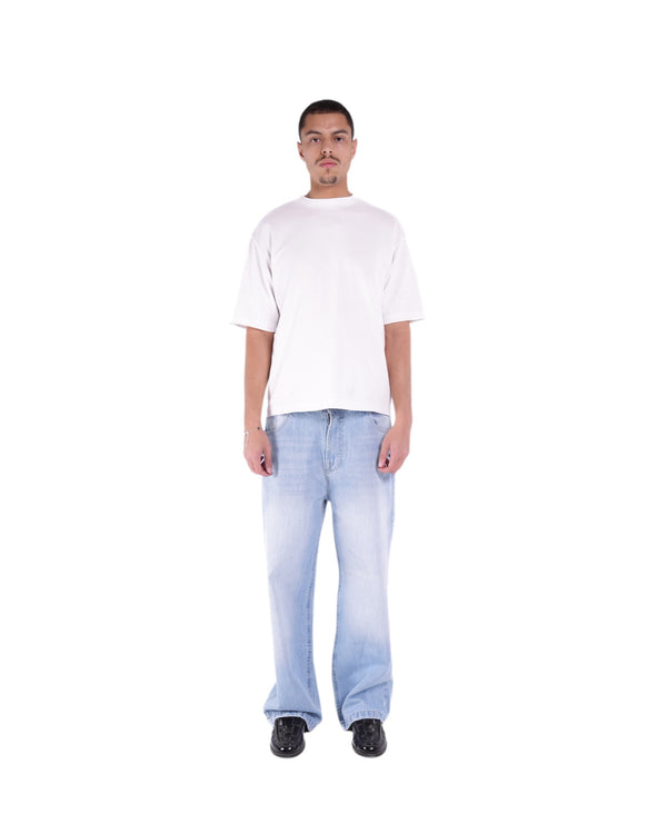 BAGGY-FIT LIGHT-BLUE JEANS